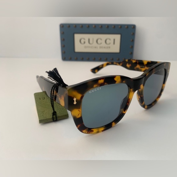 New - 💯 - GUCCI GG1110S-003 53 Sunglass Unisex BIO ACETATE
Sunglasses - Picture 3 of 12